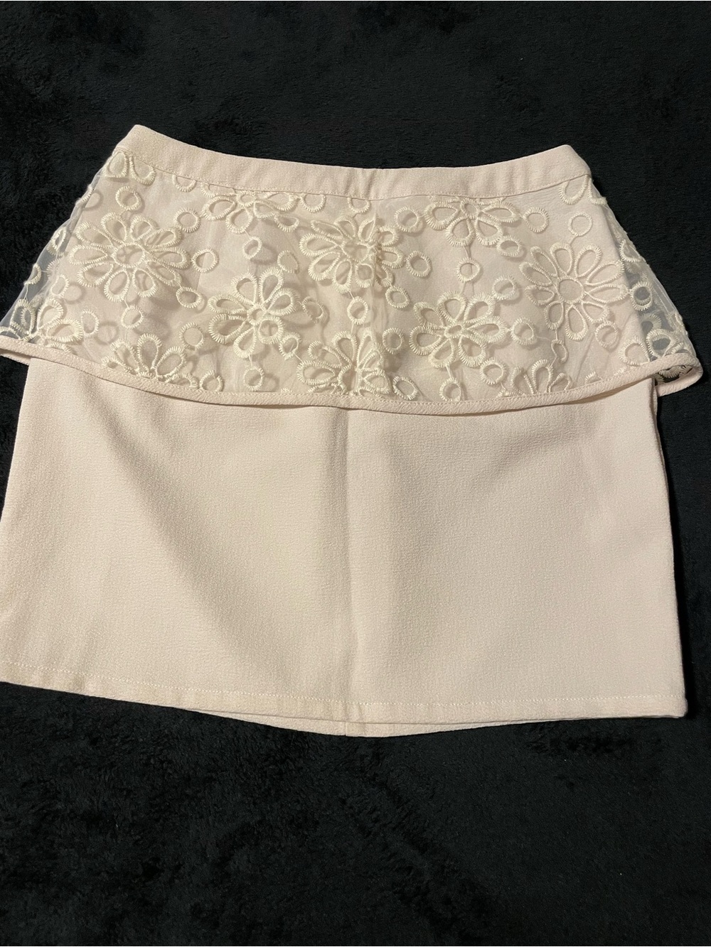 Sugarlips Embroidered Cream Mini Skirt - Picture 4 of 12